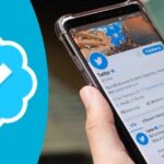 Twitter'da mavi tik almak, hesap sahiplerinin hesaplarını doğrulamalarına yardımcı olan bir işarettir. Mavi tik, hesapların gerçek ve güvenilir olduğunu doğrular ve hesap sahiplerine daha fazla görünürlük, itibar ve güvenilirlik sağlar.